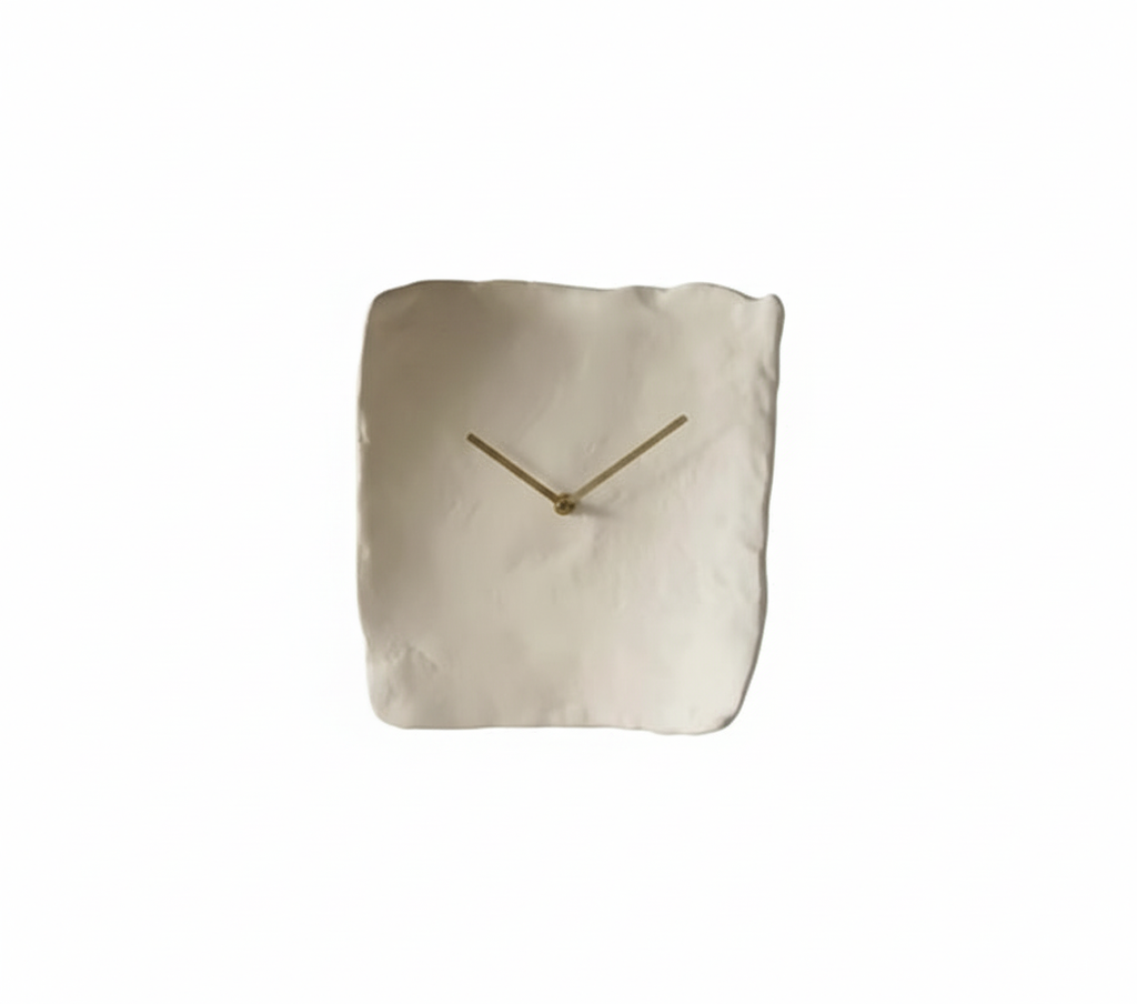 Horloge murale en résine